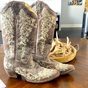 Corral embroidered boots